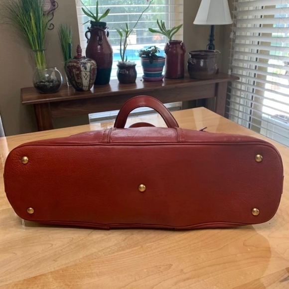 YSL MUSE - Picture 6 of 12